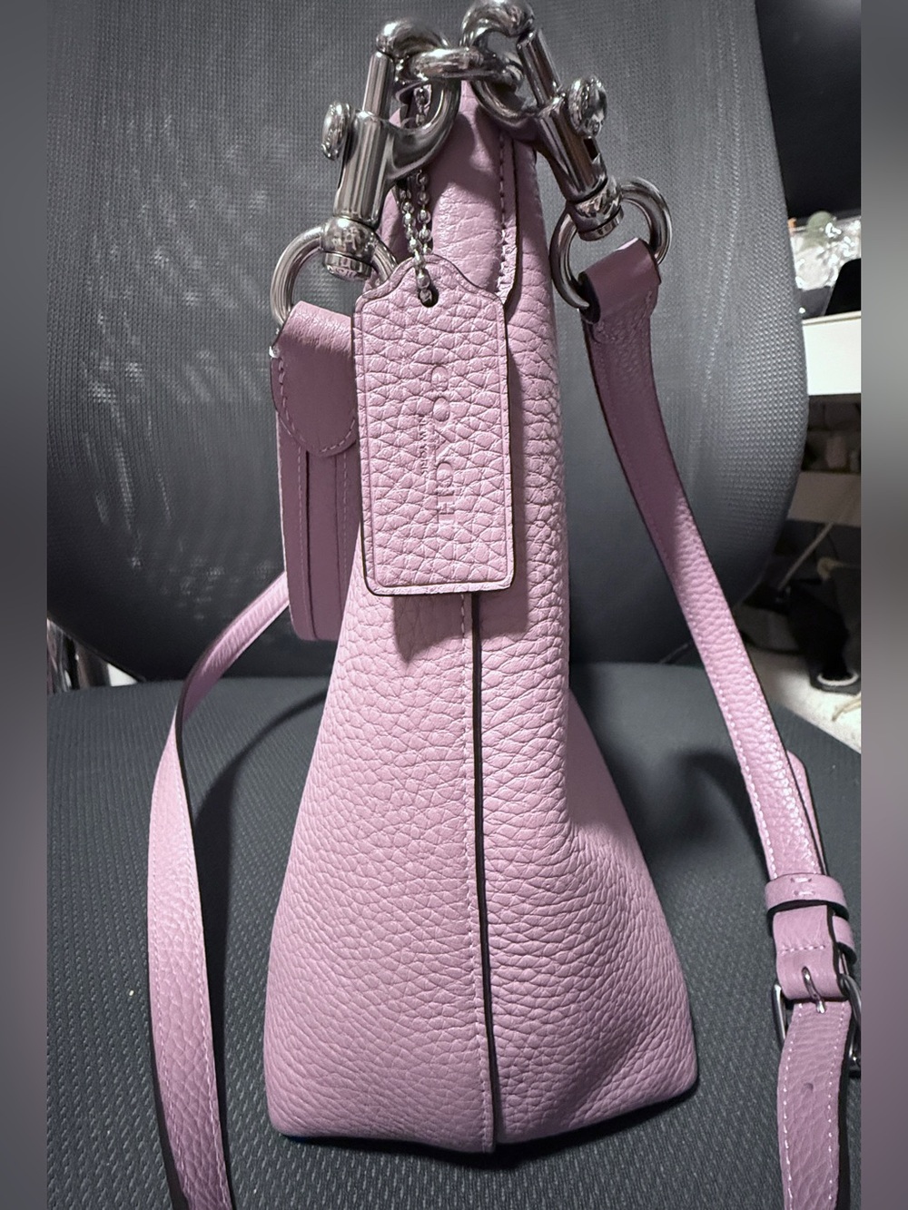 Coach Laurel Shoulder Bag in lilac purple with silver hardware - Picture 3 of 11